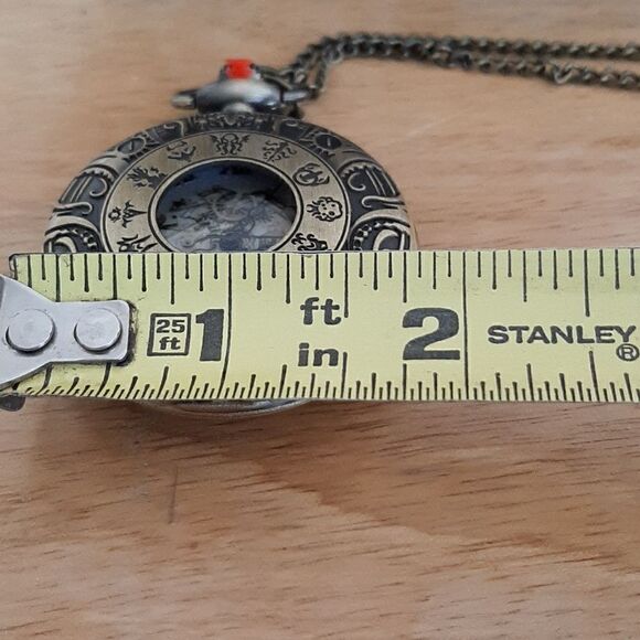 NWOT  Universal 12 constellations quartz copper pocket watch with matching chain - Picture 4 of 5